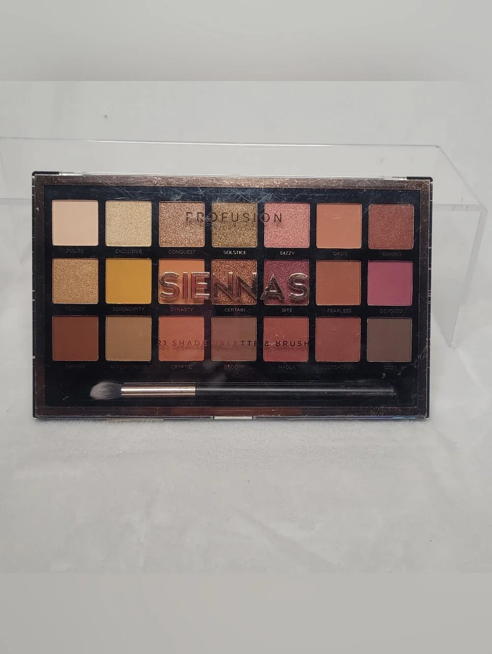 Profusion Cosmetics **SIENNAS** 21 Shade Eyeshadow Palette Collection & Brush